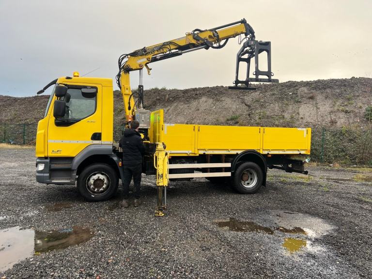 DAF TRUCKS LF 230 15 TONNE ATLAS FRONT END CRANE FULL TEST 