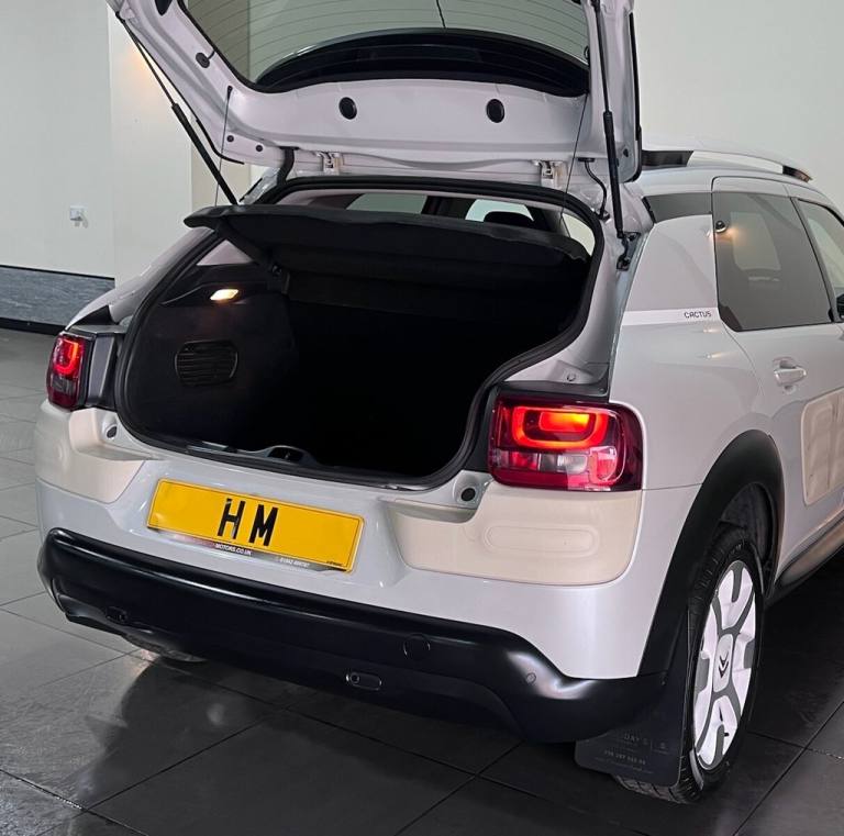 2018 Citroen C4 Cactus 1.6 BlueHDi W Hatchback 5dr Diesel Manual Euro 6 (100 ps) Hatchback Diesel...