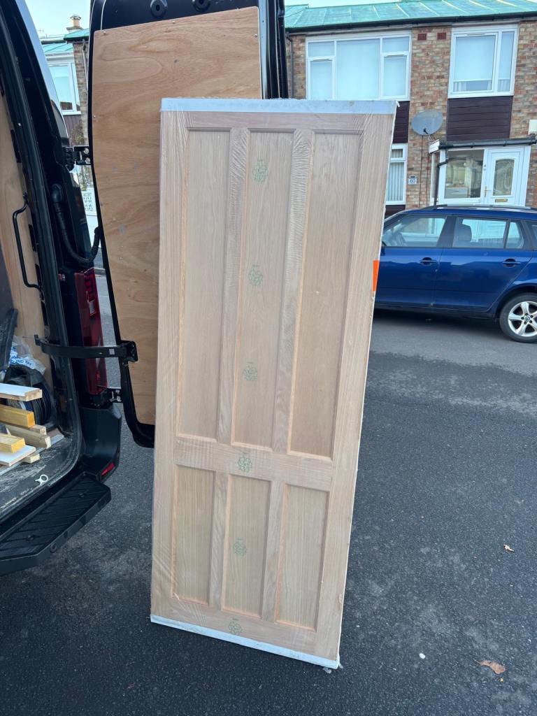Internal oak veneer doors