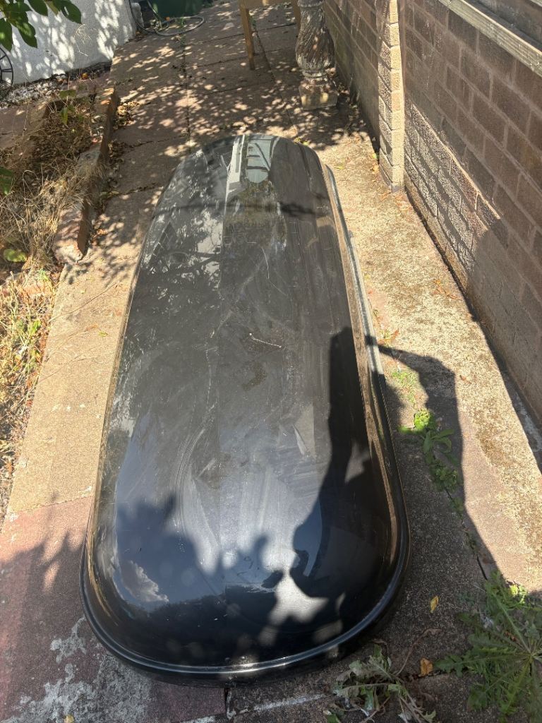 Mercedes-Benz Roof Box – Black, Good Condition