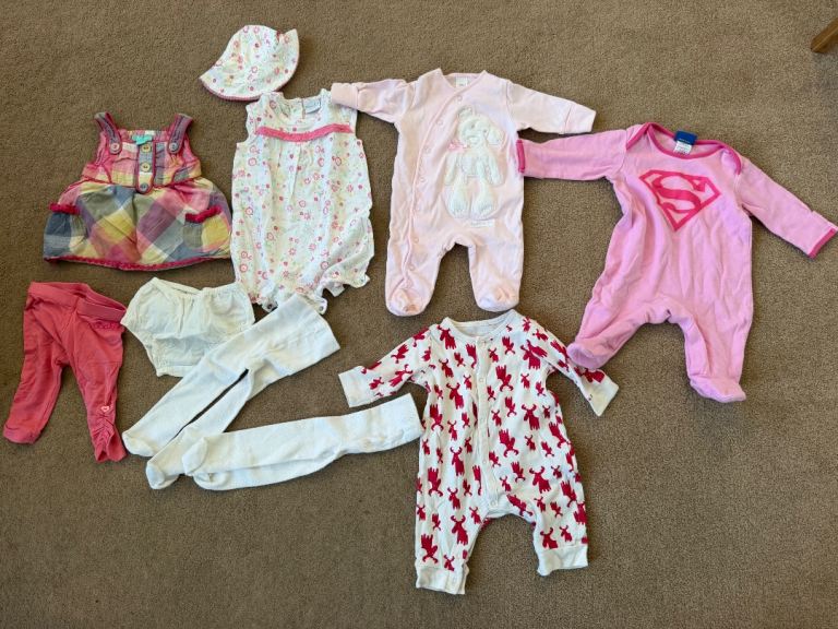 Baby girls clothes 0-3 months