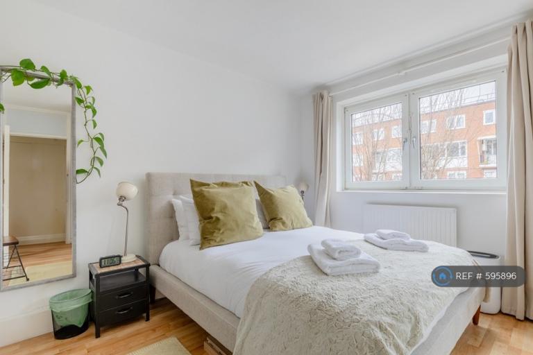 3 bedroom flat in Allan House, London, SW8 (3 bed) (#595896)