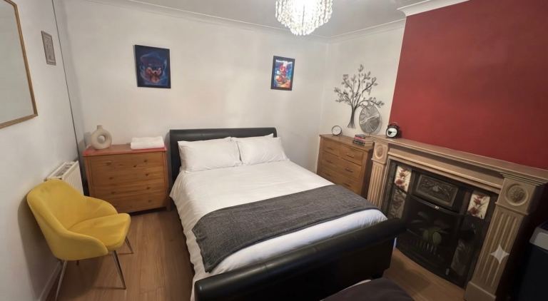 Double Room to Rent