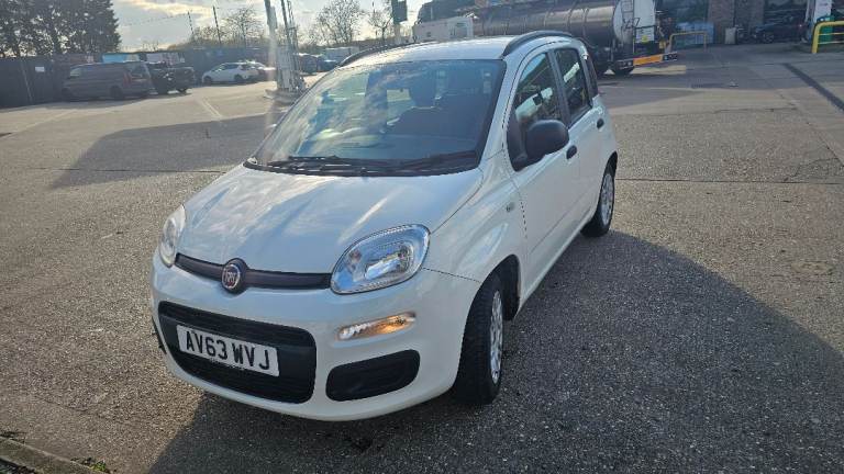 Fiat Panda 2013 excellent conditions - Bluetooth + dash cam 