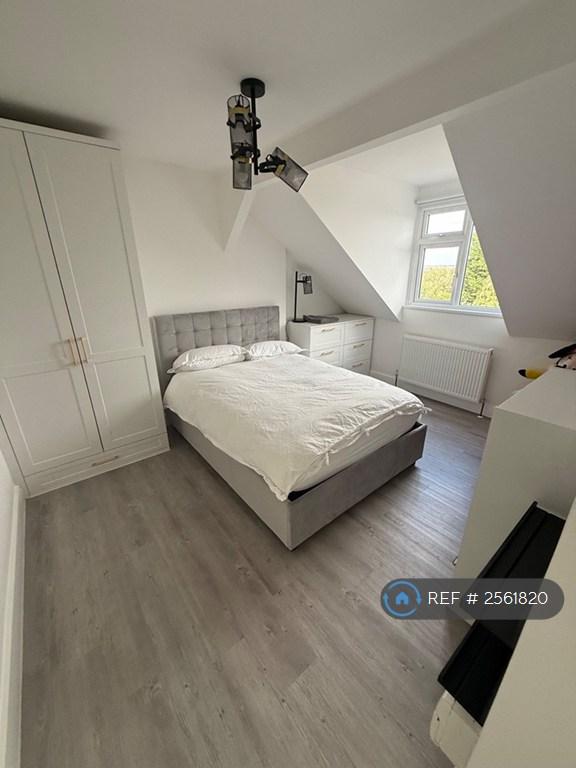 5 bedroom house in Knighton Road, Leicester, LE2 (5 bed) (#2561820)