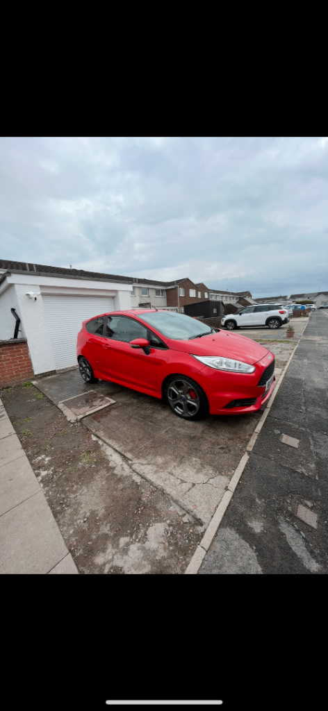 Ford, FIESTA, Hatchback, 2014, Manual, 1596 (cc), 3 doors