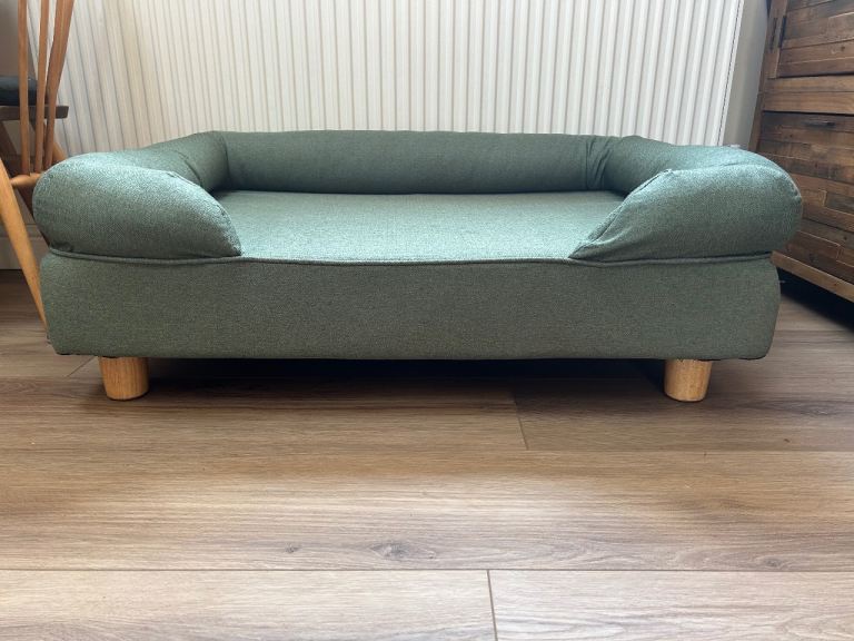 Omlet bolster dog bed size large sage green excellent condition 