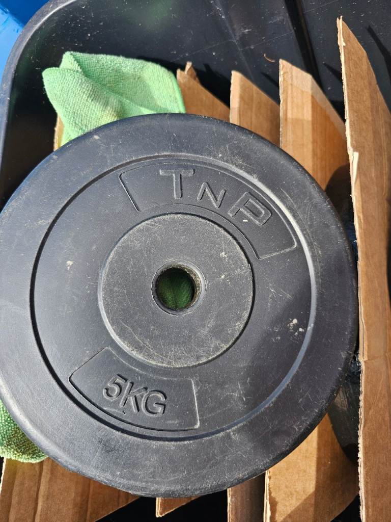 TNP 2x5KG Weight Plate – Black, Good Condition