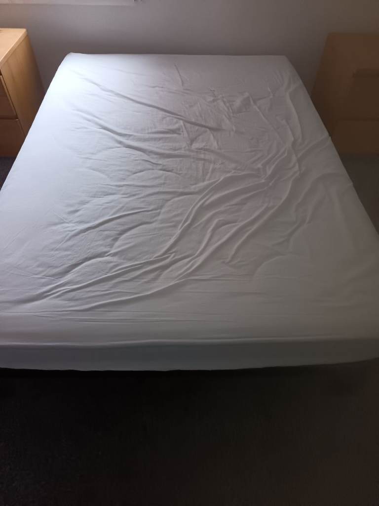 Double Bed Frame & Mattress 