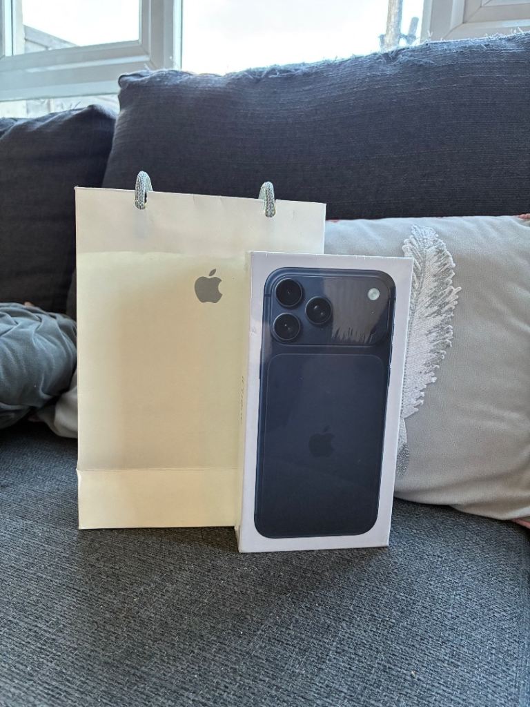 iPhone 17 pro max 
