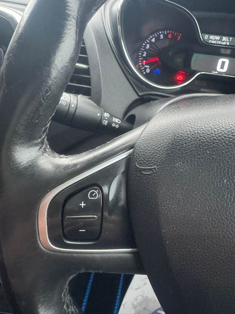 Renault, CAPTUR, Hatchback, 2016, Manual, 898 (cc), 5 doors