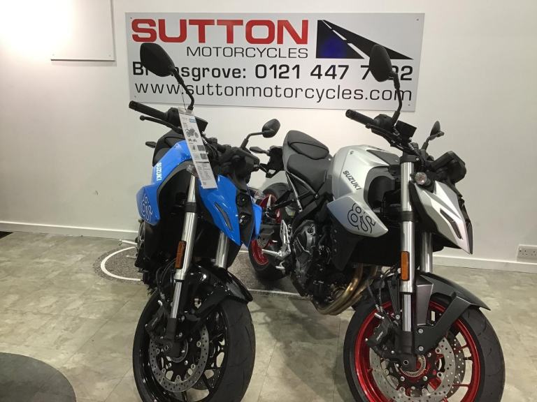 2026 SUZUKI GSX-8S