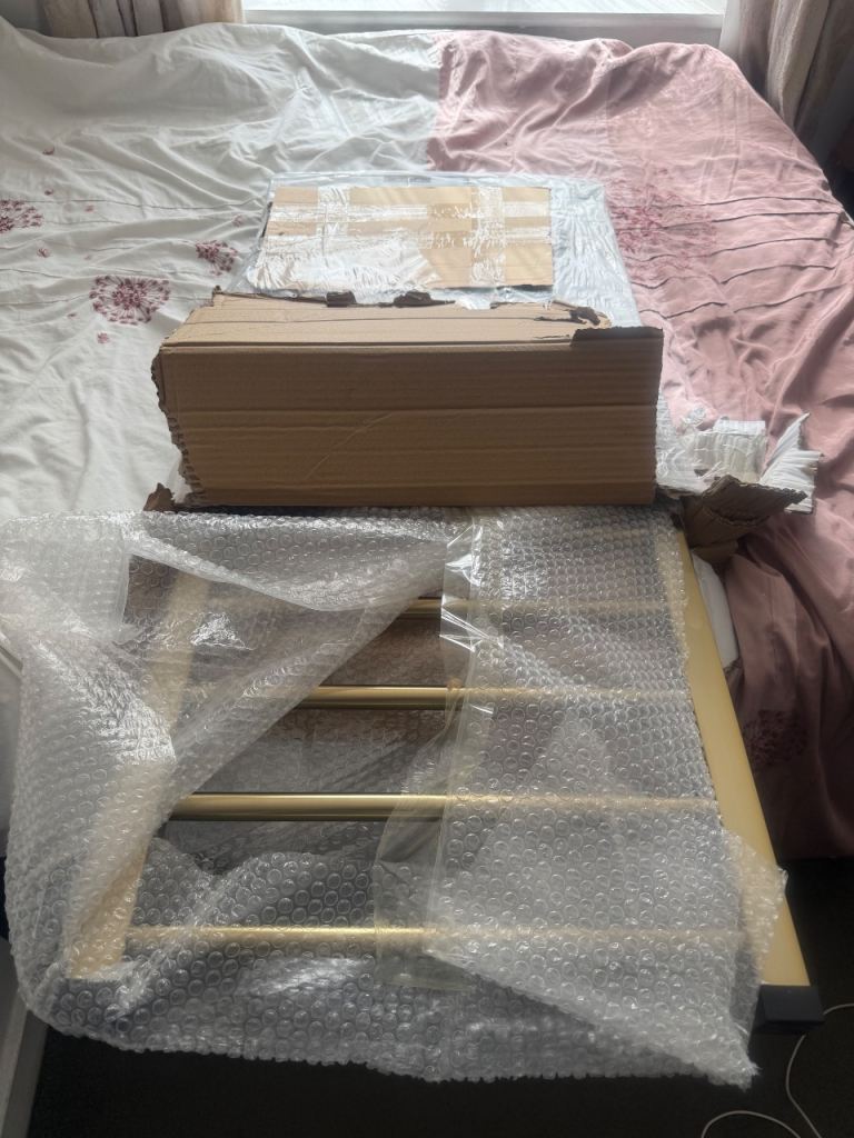 Brand new Vibe Tower rail heater  