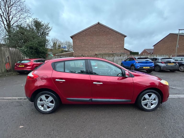 Renault, MEGANE, Hatchback, 2010, Manual, 1461 (cc), 5 doors