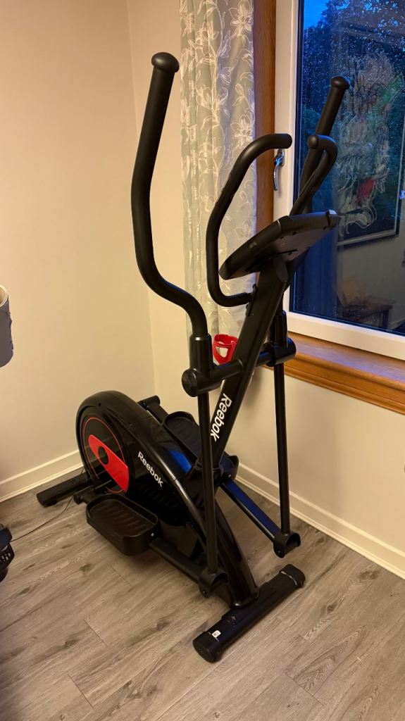 Reebok cross trainer 