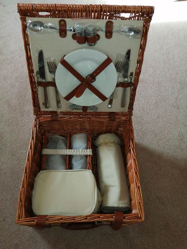 2 person Picnic Basket