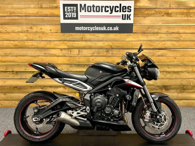 2018 Triumph Street Triple 765 RS, FSH inc Valve svc, Only 10,587 Miles.