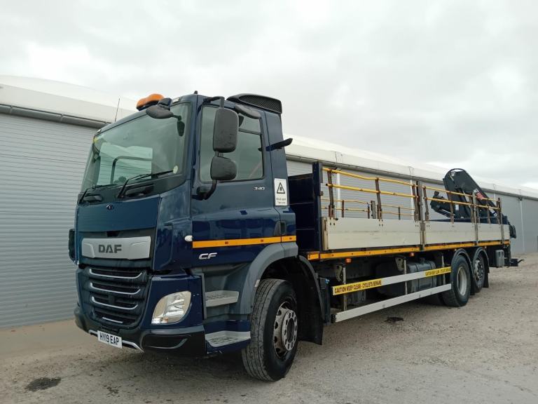 DAF TRUCKS CF 340 26 TONNE REAR MOUNTED HIAB , 237,400 KM