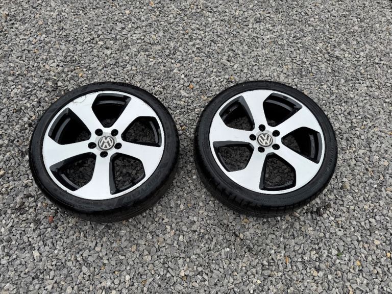2 x Volkswagen Golf GTI 18” Alloy Wheels (Winter Wheels)