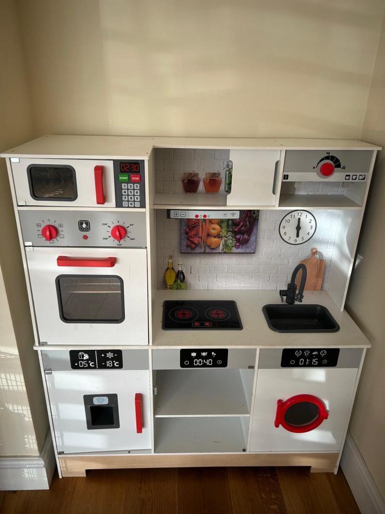 FREE wooden kids kitchen 