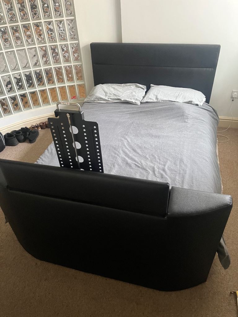 Double TV Bed