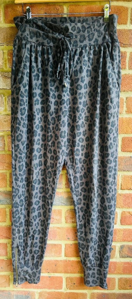 Hush Leopard Print Joggers – Size 8, Grey