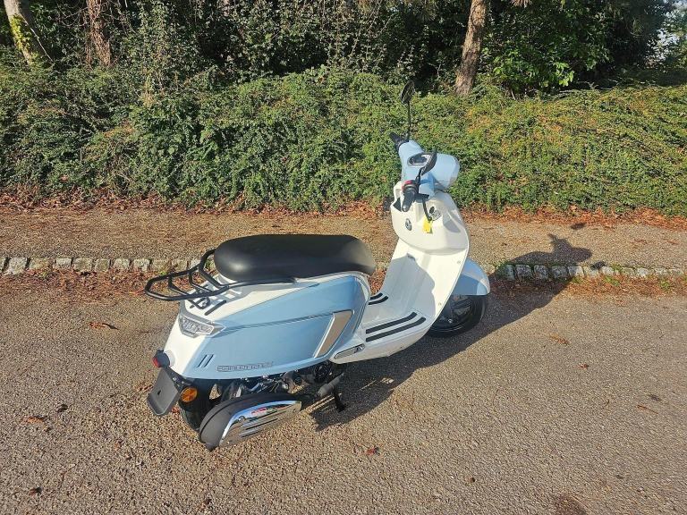 AJS BARLETTA 125 CVT EURO 5 2025 Petrol Automatic in Blue