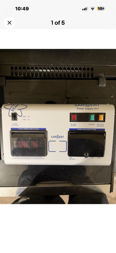 Ec400 + caravan power supply unit 