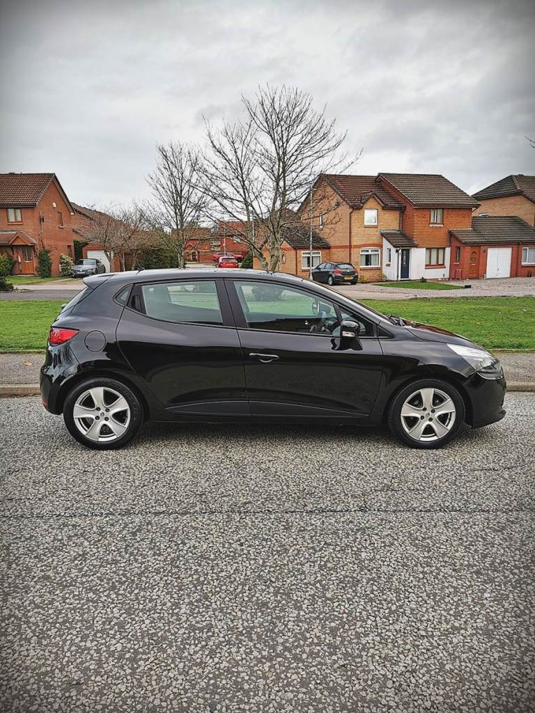 2013 RENAULT CLIO DCI...£20 TAX...1.5 DIESEL.90 BHP...5 SPEED...1 OWNER...FSH...FULL MOT...VGC