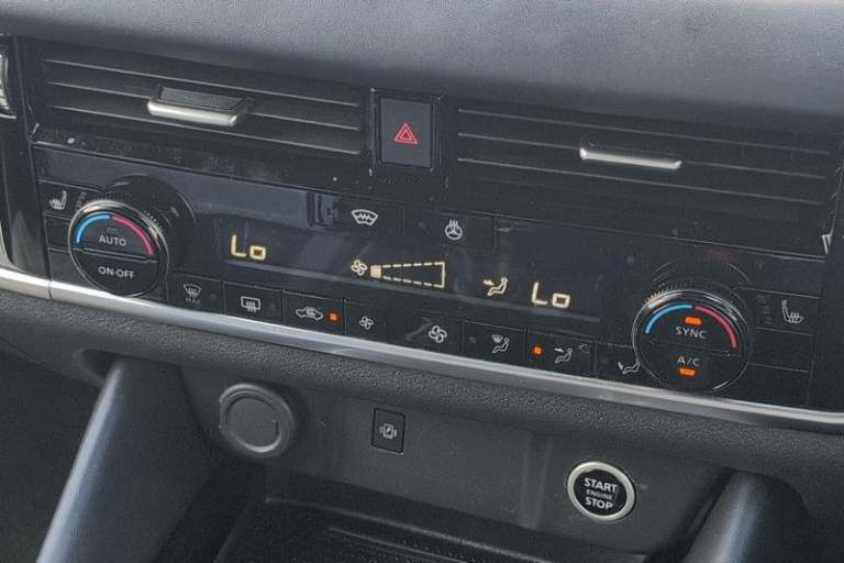 2022 Nissan Qashqai 1.3 DiG-T MH Tekna 5dr Manual Hatchback Petrol Manual