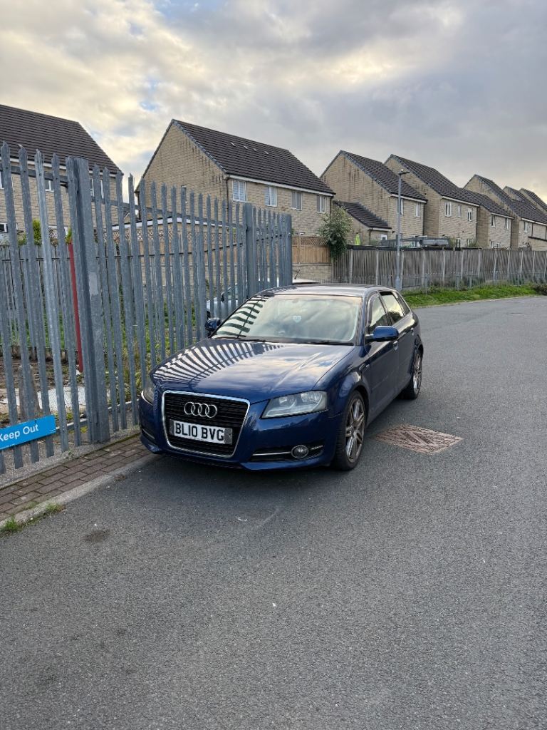 Audi, A3, Hatchback, 2010, Semi-Auto, 1968 (cc), 5 doors