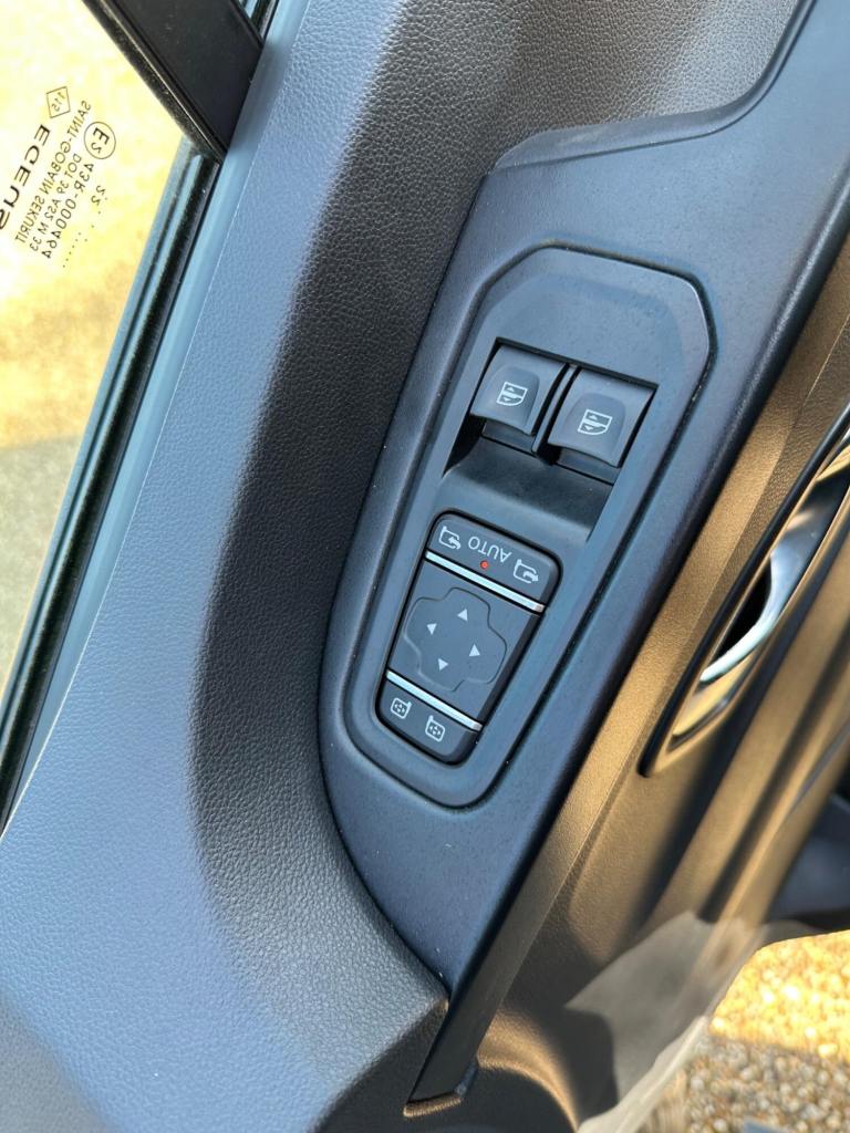 2022 Renault Trafic 2.0 dCi Blue 28 Sport SWB Euro 6 (s/s) 5dr PANEL VAN Diesel Manual