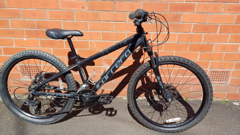 Carrera Blast Junior Mountain City Bike- lightweight aluminium frame , front suspension, disc brakes