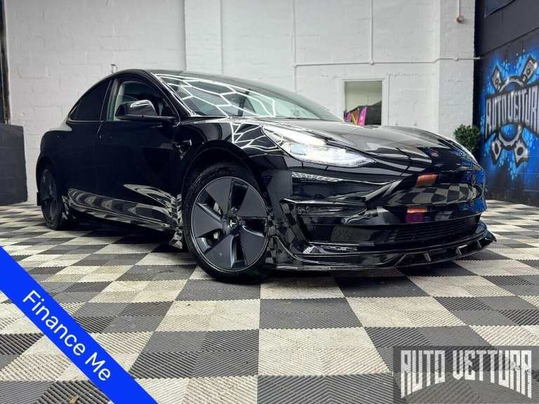 2021 Tesla Model 3 (Dual Motor) Long Range Auto 4WDE 4dr Saloon Electric Automatic