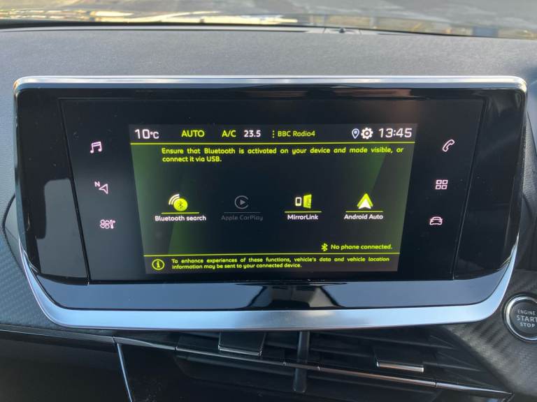 2022 Peugeot 2008 1.2 PureTech Allure Premium 5dr Estate PETROL Manual