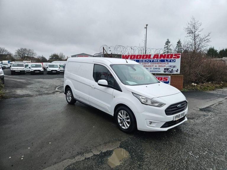 2018 ON A 68 PLATE FORD TRANSIT CONNECT 240 LIMITED LWB ULEZ FREE ZONE