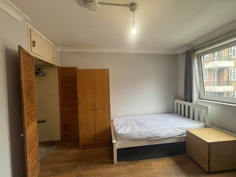 CLEAN DOUBLE ROOM IN TOTTENHAM HALE - ALL BILLS INCLUDED 🏠