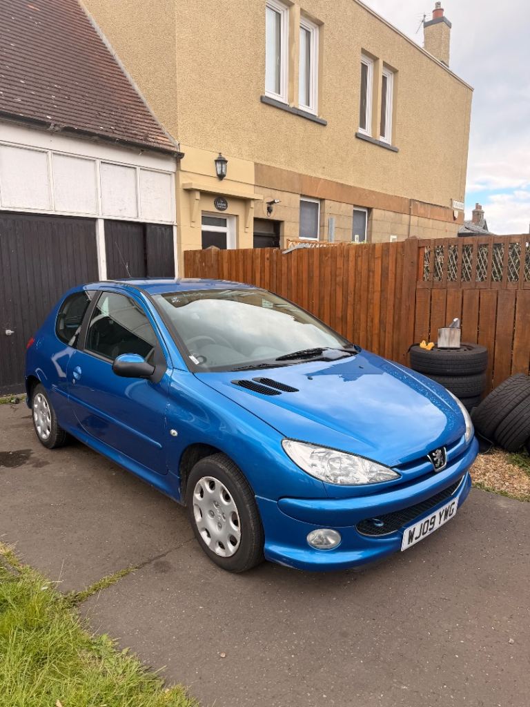 Peugeot, 206, Hatchback, 2009, Manual, 1360 (cc), 3 doors