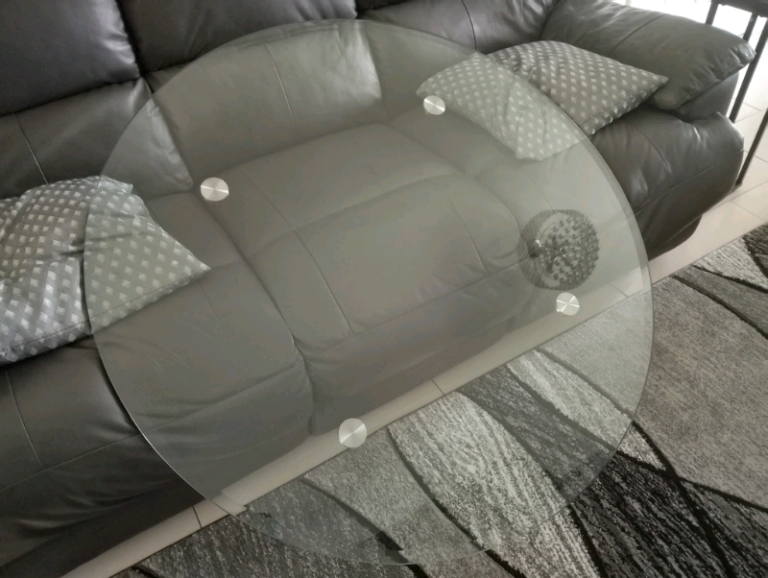 Glass top for a table 