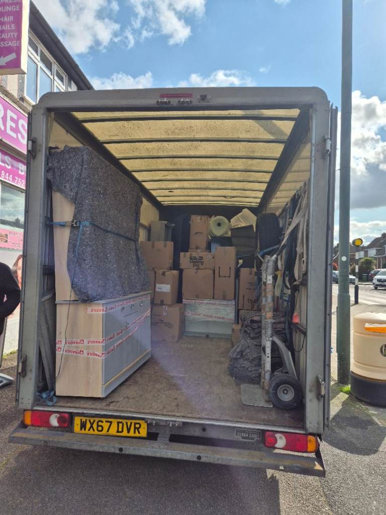 ALAM REMOVALS SERVICES/ MAN AND VAN /FURNITURE MOVERS/SHORT NOTICE REMOVALS/RUBBISH CLEARANCE