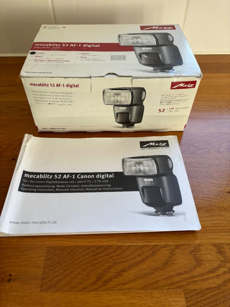 Metz 52 AF-1 digital Electronic Flash for Canon