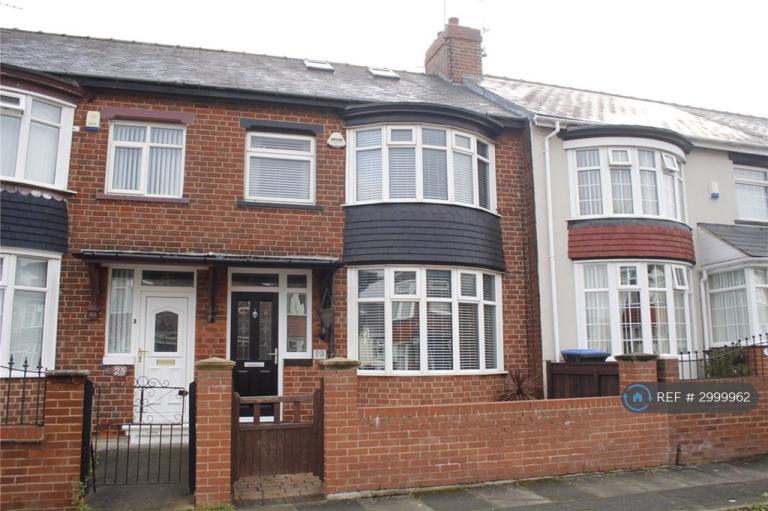 4 bedroom house in Alton Road, Middlesbrough, TS5 (4 bed) (#2999962)
