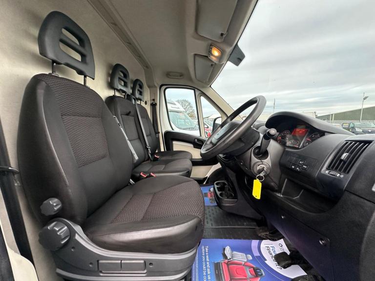 2018 Peugeot Boxer 2.0 BlueHDi H2 Professional Van 130ps PANEL VAN DIESEL Manual