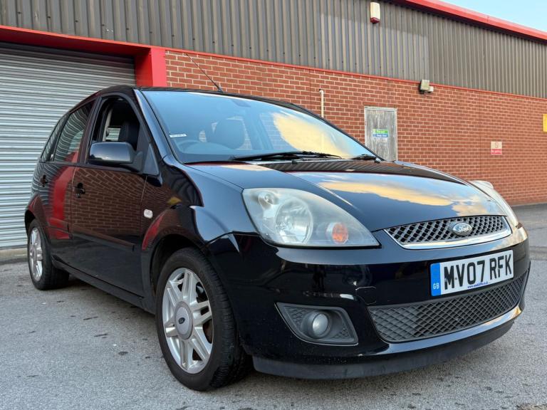 2007 Ford Fiesta 1.4 Ghia 5dr HATCHBACK Petrol Manual
