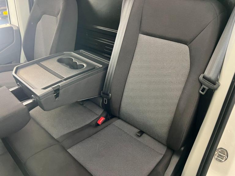 2024 Volkswagen Crafter 2.0 TDI 140PS Commerce High Roof Van PANEL VAN DIESEL Manual