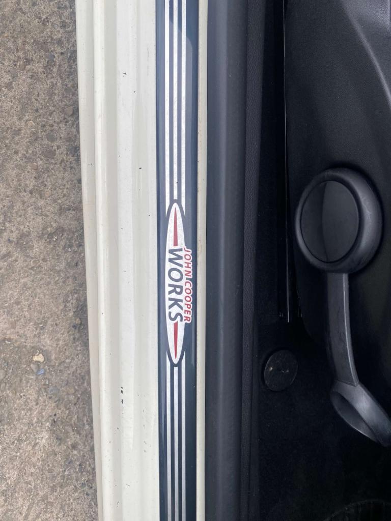 2011 MINI Hatch 1.6 One 3dr Hatchback Petrol Manual