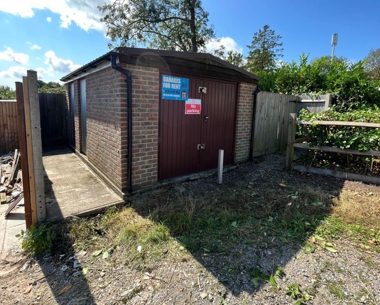 Small Storage until to let - Central Heathfield 