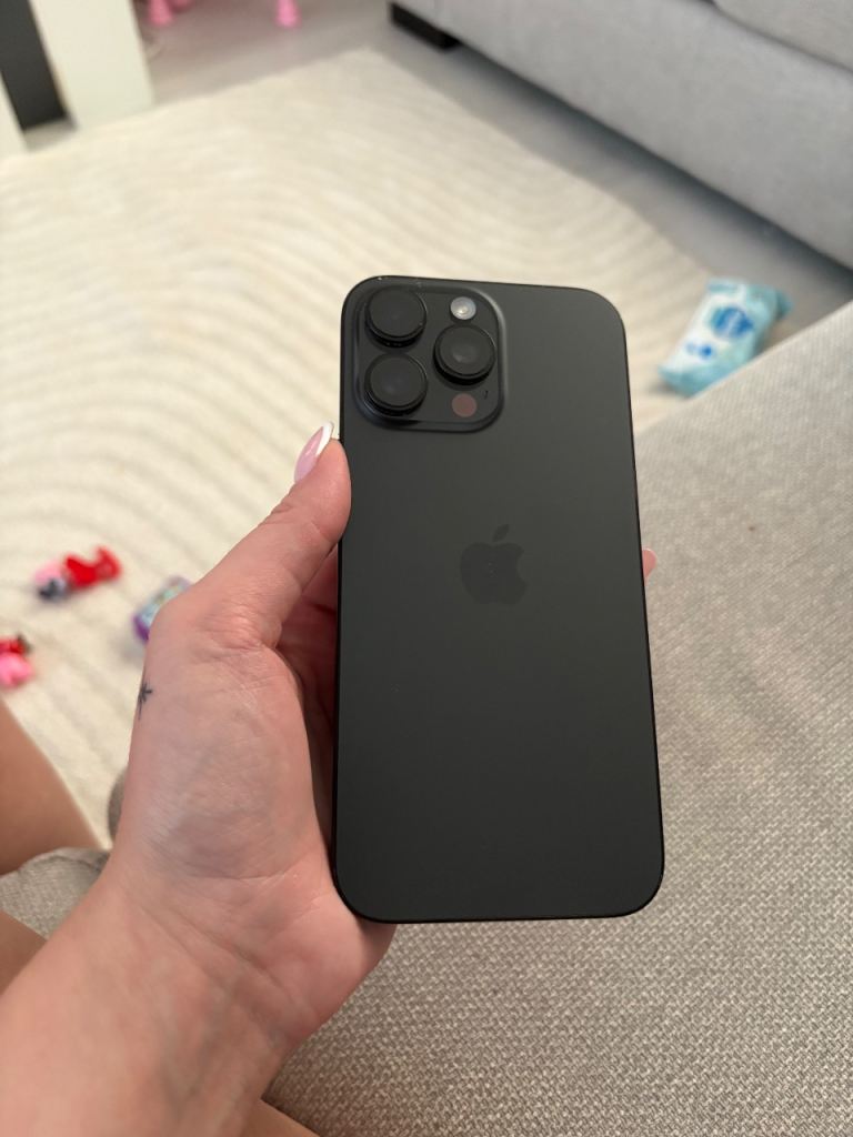iPhone 16 pro max 