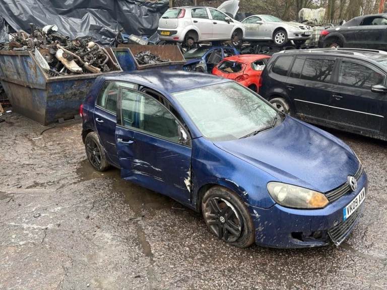 VW Golf 2009  MK6 2.0 TDI Breaking Spare Parts blue