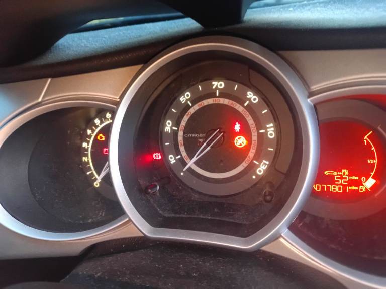 Citroen, C3, Hatchback, 2011, Manual, 1360 (cc), 5 doors